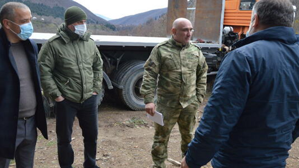 Сотрудники УБЭП проверили законность работ пилорам Дзауского района - Sputnik Южная Осетия
