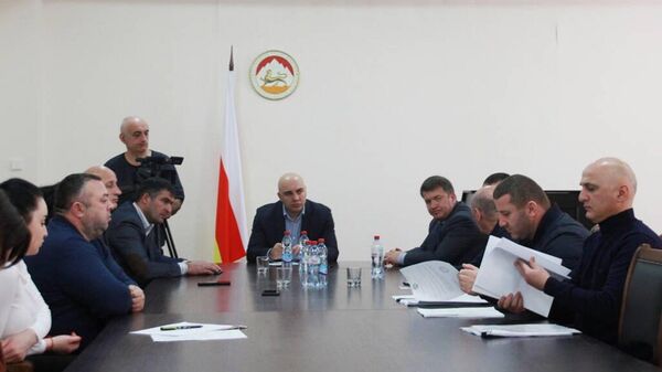 На Комитете обсудили повышение тарифов Мегафон-Южная Осетия - Sputnik Южная Осетия