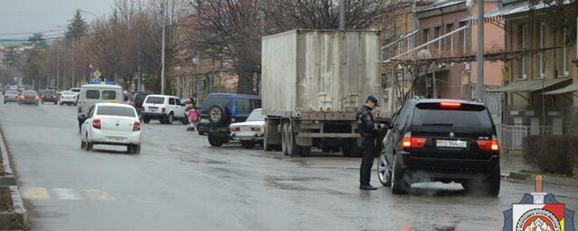На дорогах республики проводятся рейдовые мероприятия по выявлению нарушителей правил дорожного движения - Sputnik Южная Осетия, 1920, 11.01.2022