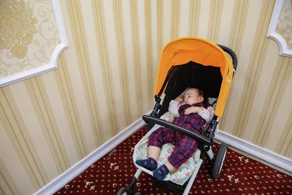 Приехавших из ДНР разместили в одной из гостиниц Цхинвала. Все расходы взяли на себя власти Южной Осетии. - Sputnik Южная Осетия