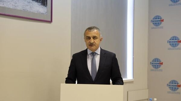  Президент Анатолий Бибилов заслушал отчет Комитета информации и печати Южной Осетии за 2021 год - Sputnik Южная Осетия