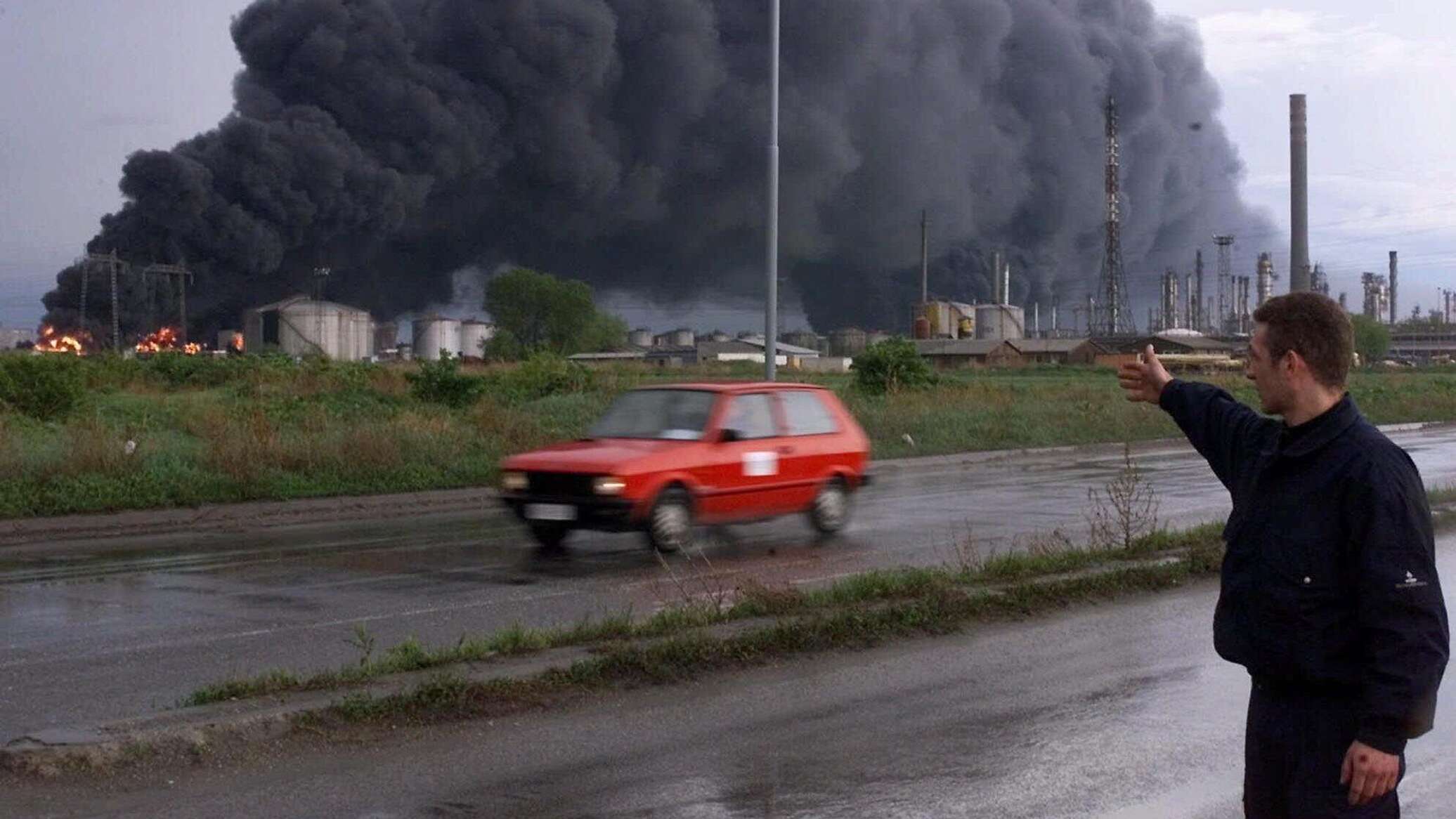 Почему бомбили югославию причины. Белград 1999. Бомбёжка Белграда 1999.