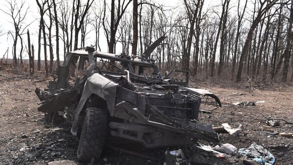 Уничтоженный бронеавтомобиль ВСУ в поселке Степное - Sputnik Южная Осетия