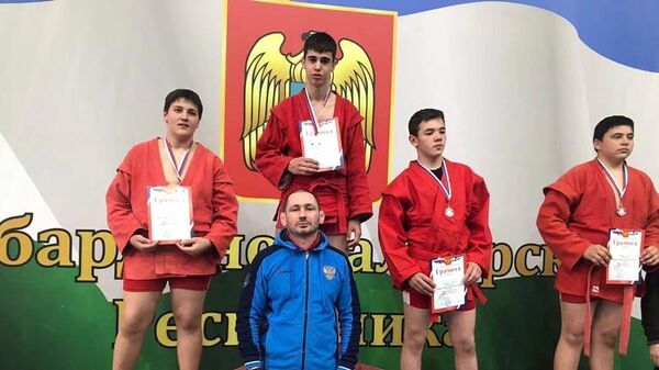 Первенство СКФО по самбо: осетинские спортсмены завоевали 13 наград - Sputnik Южная Осетия