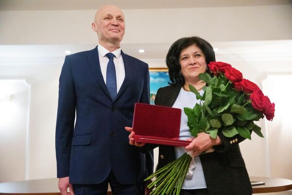 Натали Гассиеву наградили &quot;МЕДАЛЬЮ ПУШКИНА&quot; - Sputnik Южная Осетия