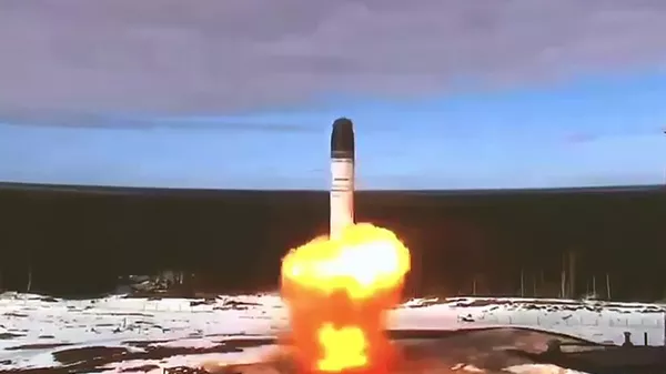 Пуск межконтинентальной баллистической ракеты стационарного базирования Сармат с космодрома Плесецк - Sputnik Южная Осетия
