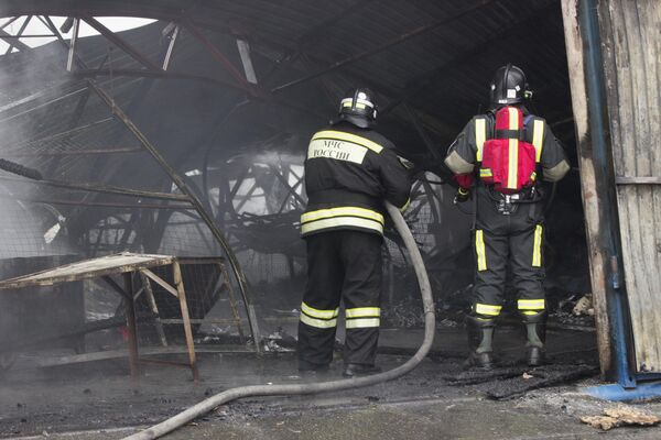 Пожар на рынке Викалина во Владикавказе - Sputnik Южная Осетия