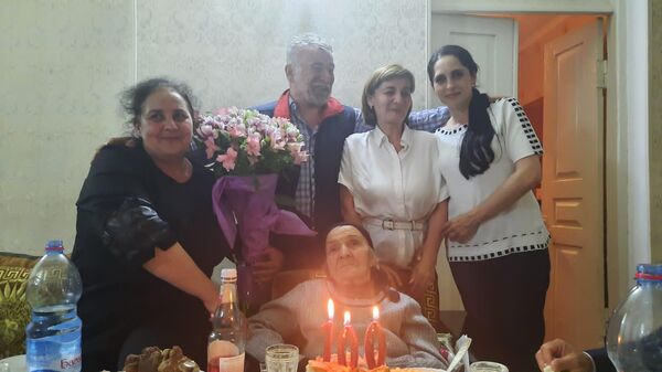 Елизавета Цховребова отметила свой 100-й день рождения - Sputnik Южная Осетия