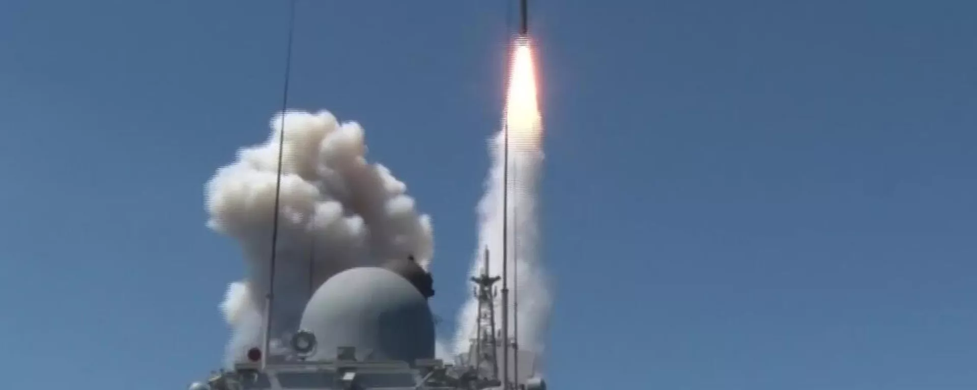 Ракетный удар по НПЗ и топливным складам в Кременчуге - Sputnik Южная Осетия, 1920, 06.08.2023