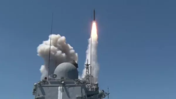 Ракетный удар по НПЗ и топливным складам в Кременчуге - Sputnik Южная Осетия