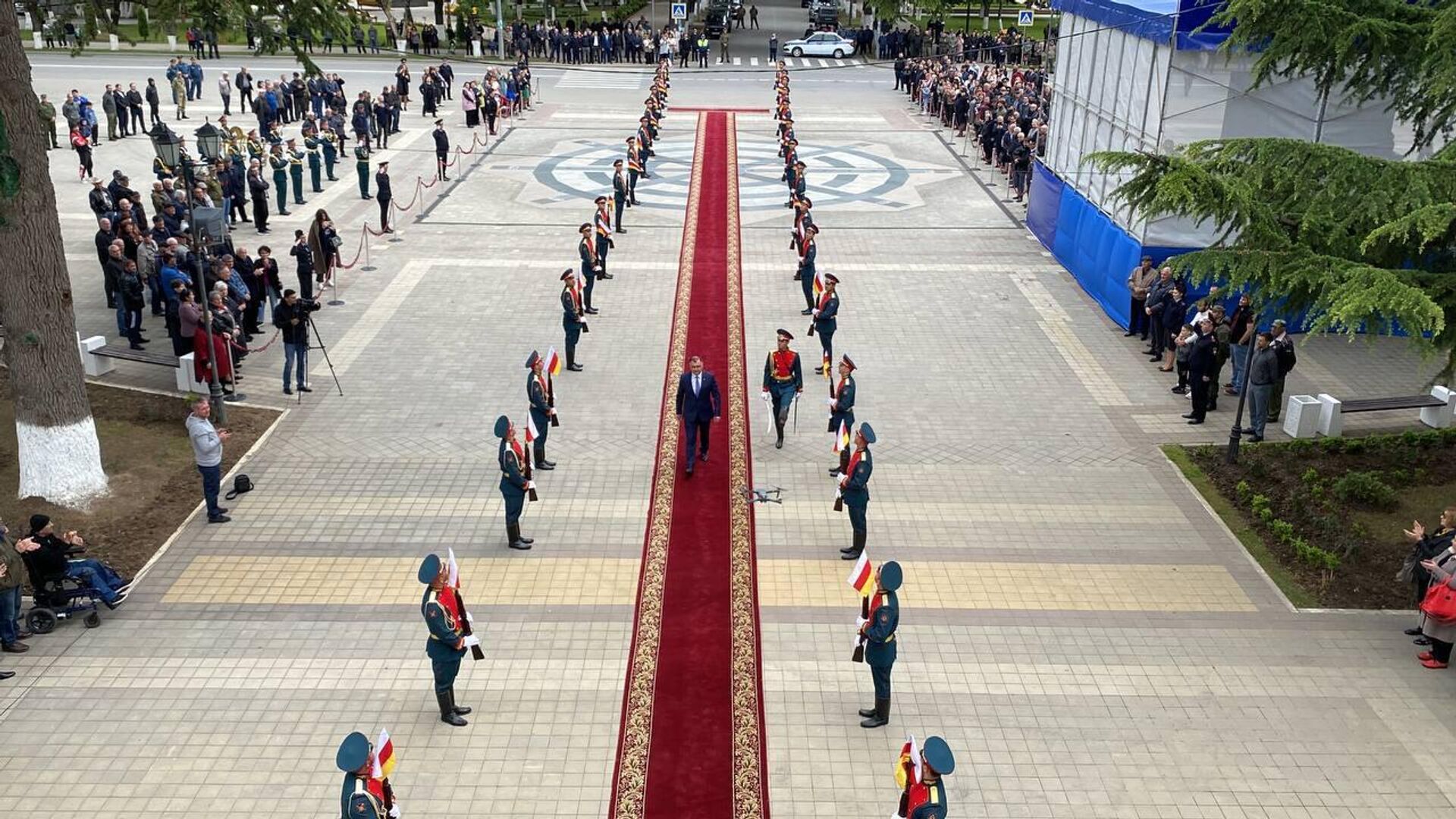 В Цхинвале проходит инаугурация президента Южной Осетии - Sputnik Хуссар Ирыстон, 1920, 24.05.2022