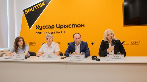 Пресс-конференция ко Дню защиты детей - Sputnik Южная Осетия
