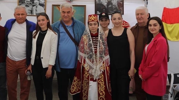 Осетинское землячество приняло участие в Бале национальностей - Sputnik Южная Осетия