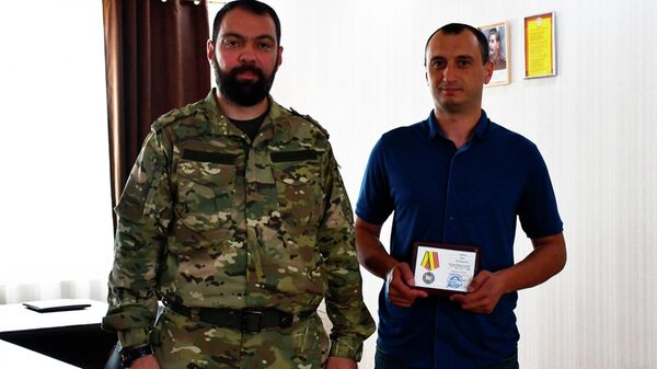 Владимир Пухаев наградил ветеранов боевых действий в Южной Осетии ведомственными медалями - Sputnik Южная Осетия