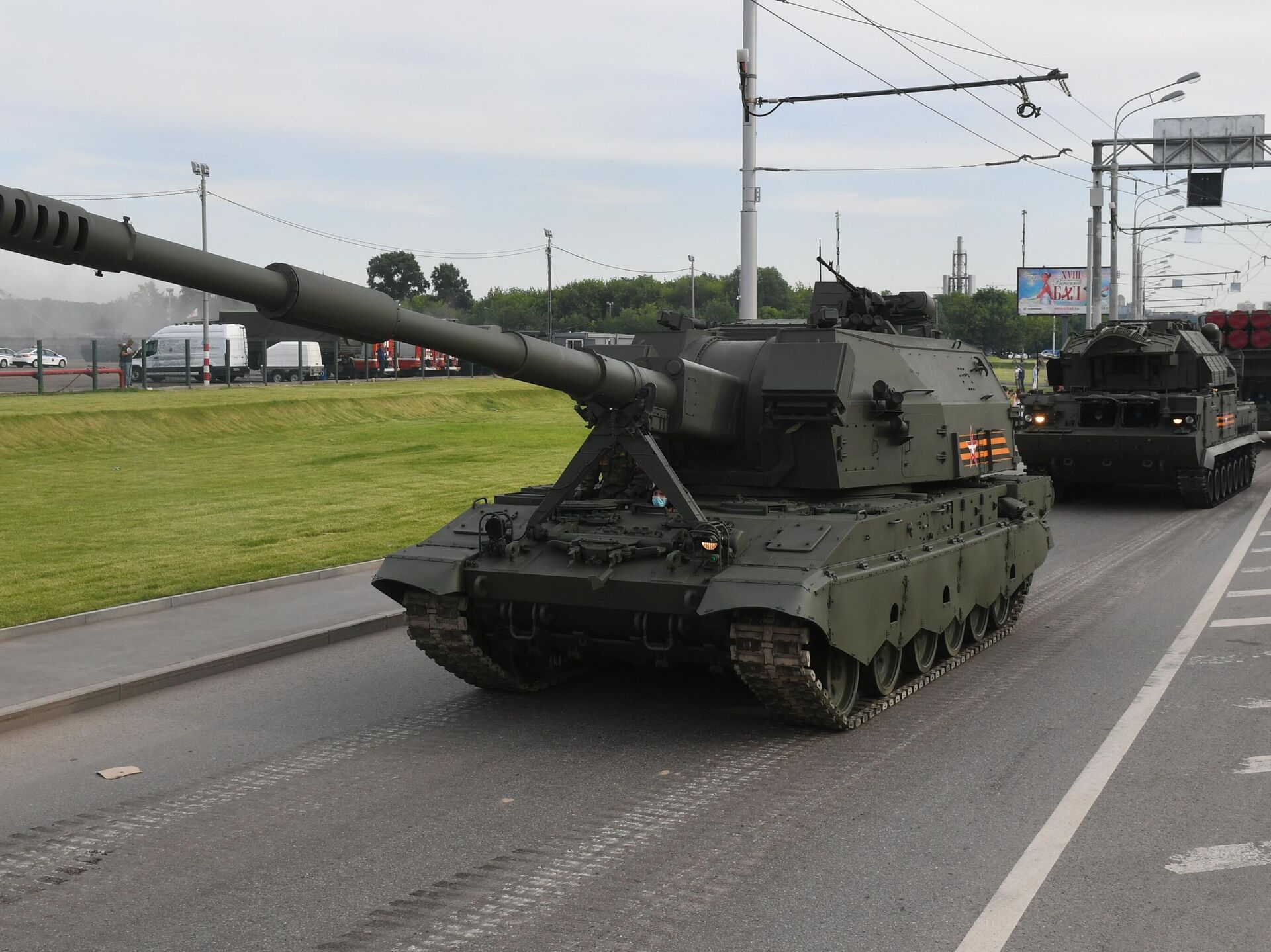 Коалиция св сколько штук на вооружении 2023. САУ Panzerhaubitze 2000. Panzerhaubitze-2000 коалиция. САУ PZH 2000. САУ коалиция.