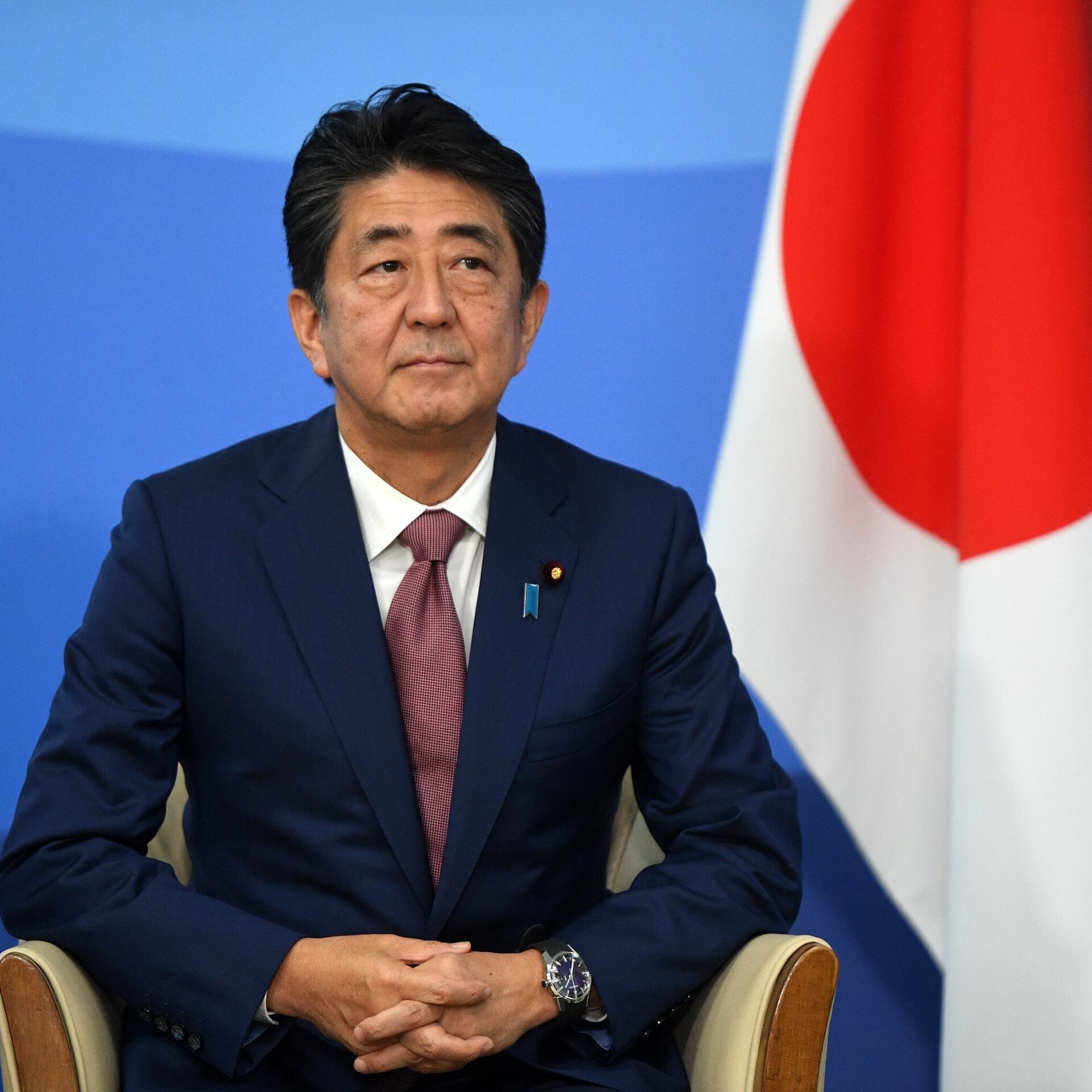 Премьер министр страны х. Синдзо Абэ. С Абэ премьер-министр. Синдзо Абэ 2022. Синдэ Амбэ премьер министр Японии фото.