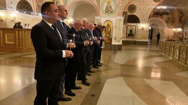 В Храме Христа Спасителя состоялся молебен по погибшим в войне 2008 года - Sputnik Южная Осетия