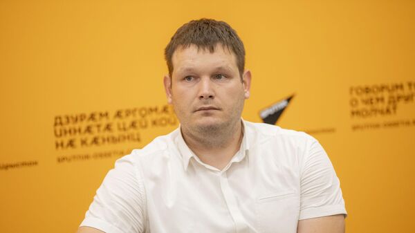 Учебников хватает: замминистра образования и науки рассказал о подготовке к учебному году - Sputnik Южная Осетия