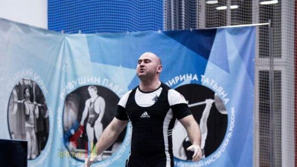 Смена категории и призовые места: тренер об успехах тяжелоатлета Майрама Касабиева - Sputnik Южная Осетия