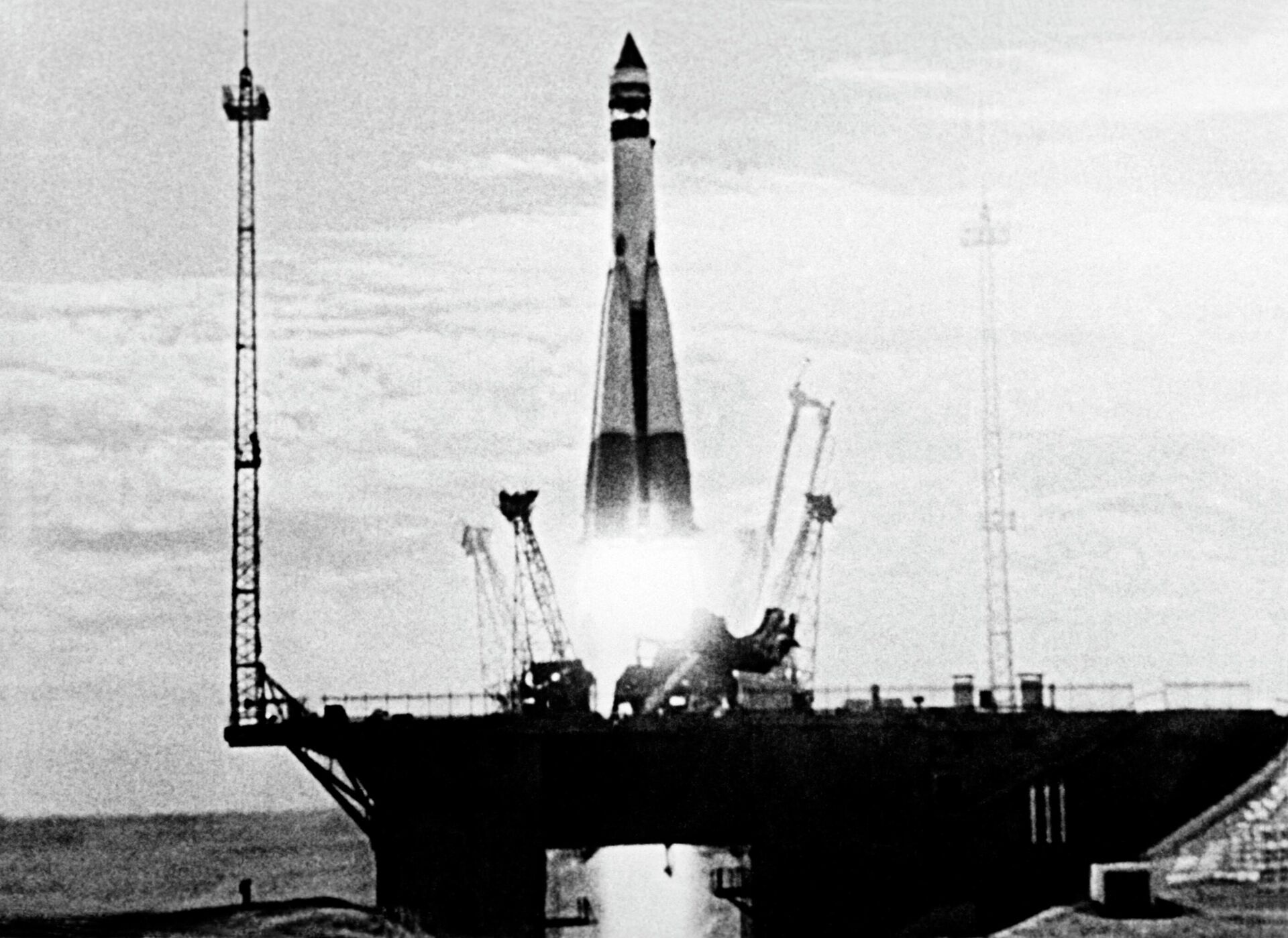 Запуск первого советского искусственного спутника Земли.  - Sputnik Южная Осетия, 1920, 03.10.2022