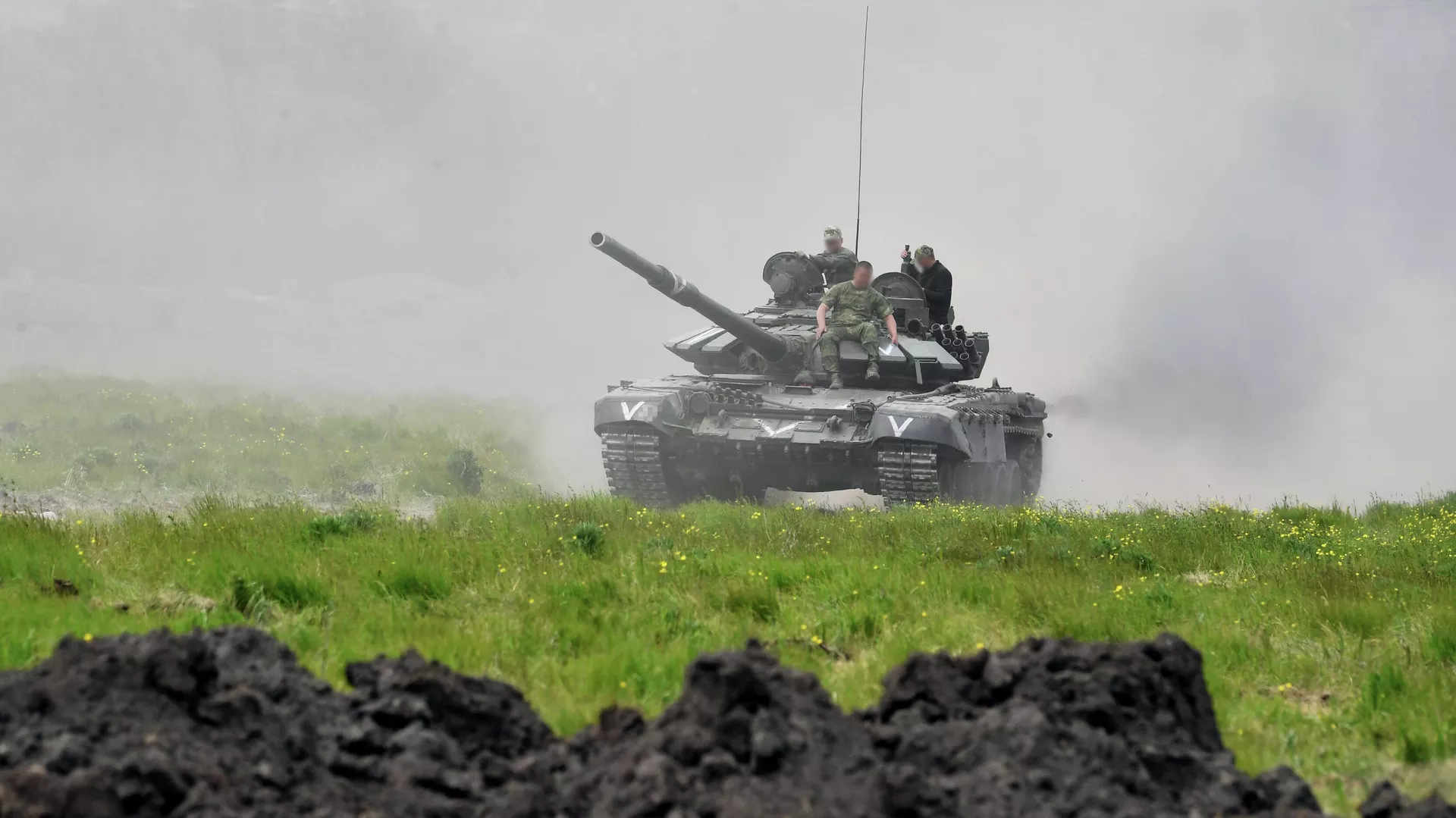 Работа ремонтно-восстановительного полка ВС РФ в зоне спецоперации