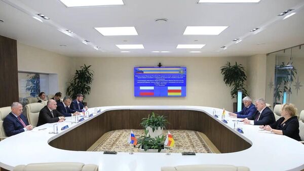 Спасательные ведомства России и Республики Южная Осетия развивают взаимодействие - Sputnik Южная Осетия
