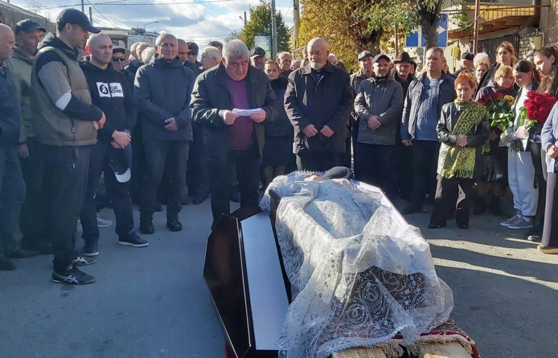 В Южной Осетии простились с одним из участников боевых действий Таймуразом Кокоевым В Южной Осетии простились с одним из участников боевых действий Таймуразом Кокоевым