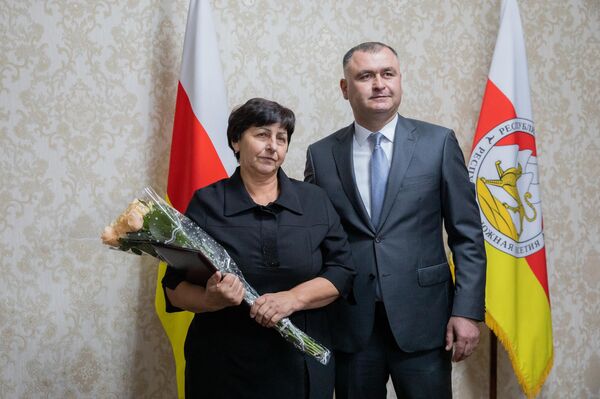 Награждение ко Дню Народного Единства  - Sputnik Южная Осетия