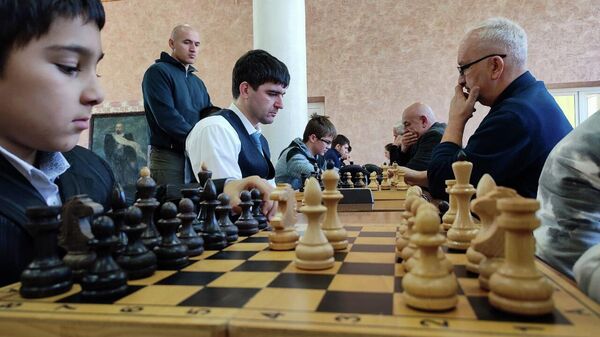 В Цхинвале проходит турнир по быстрым шахматам - Sputnik Южная Осетия