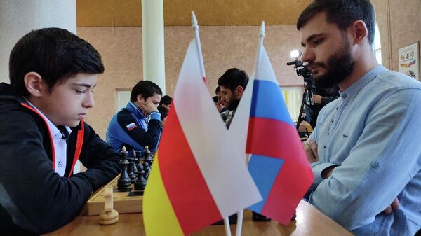 В Цхинвале проходит турнир по быстрым шахматам - Sputnik Южная Осетия