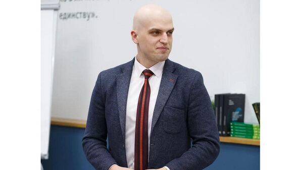 Педагогический дебют: учитель истории из Северной Осетии победил во всероссийском конкурсе - Sputnik Южная Осетия