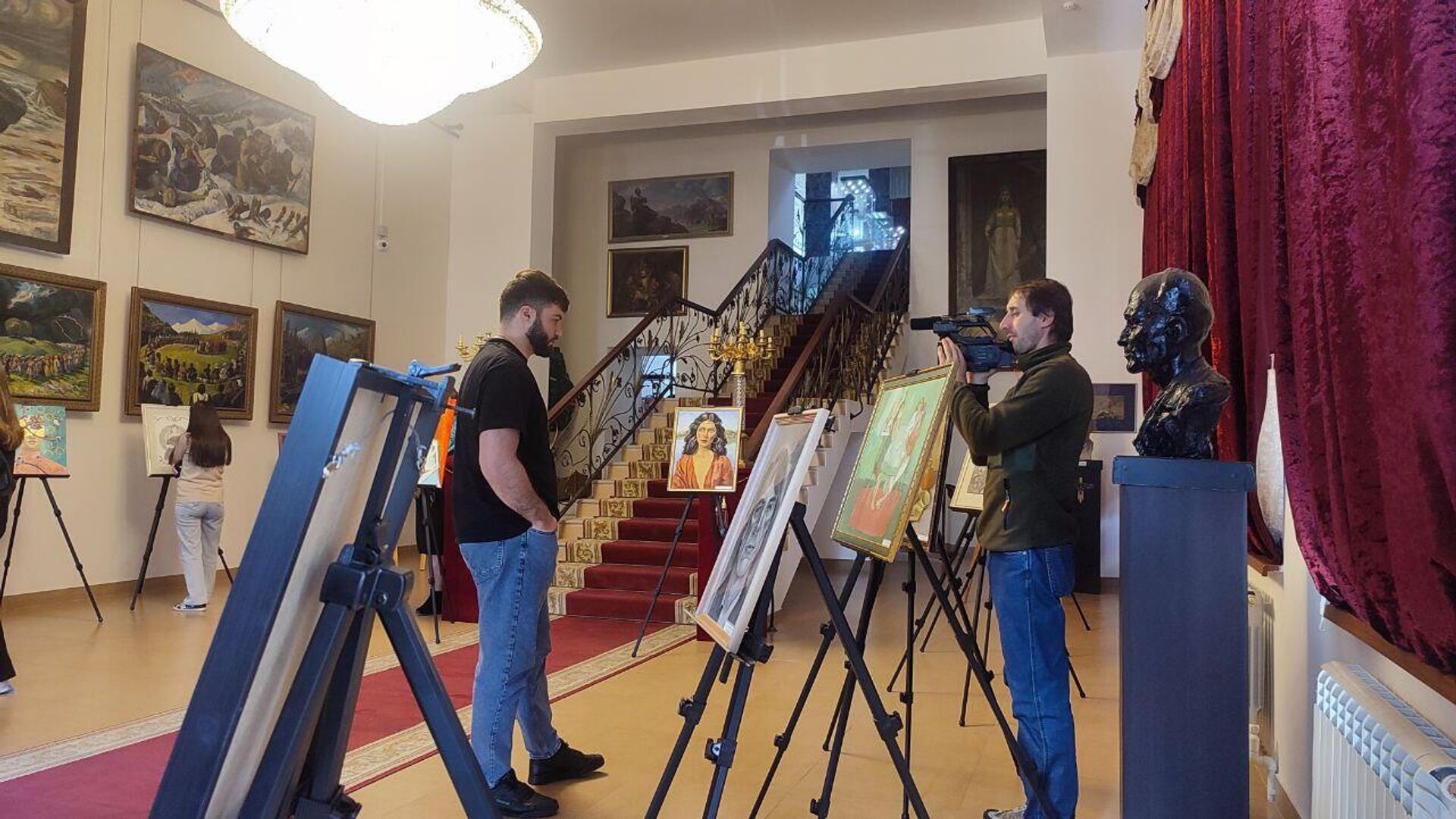 Выставка молодых художников Южной Осетии в Национальном музее - Sputnik Южная Осетия, 1920, 11.11.2022