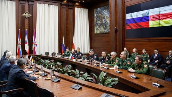 Делегация МО РЮО во главе с министром обороны Павловым провела в Москве переговоры - Sputnik Южная Осетия