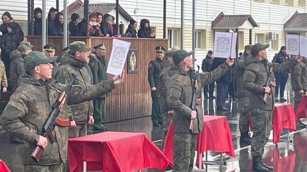 Новобранцы Минобороны Южной Осетии в воскресенье принесли присягу - Sputnik Южная Осетия
