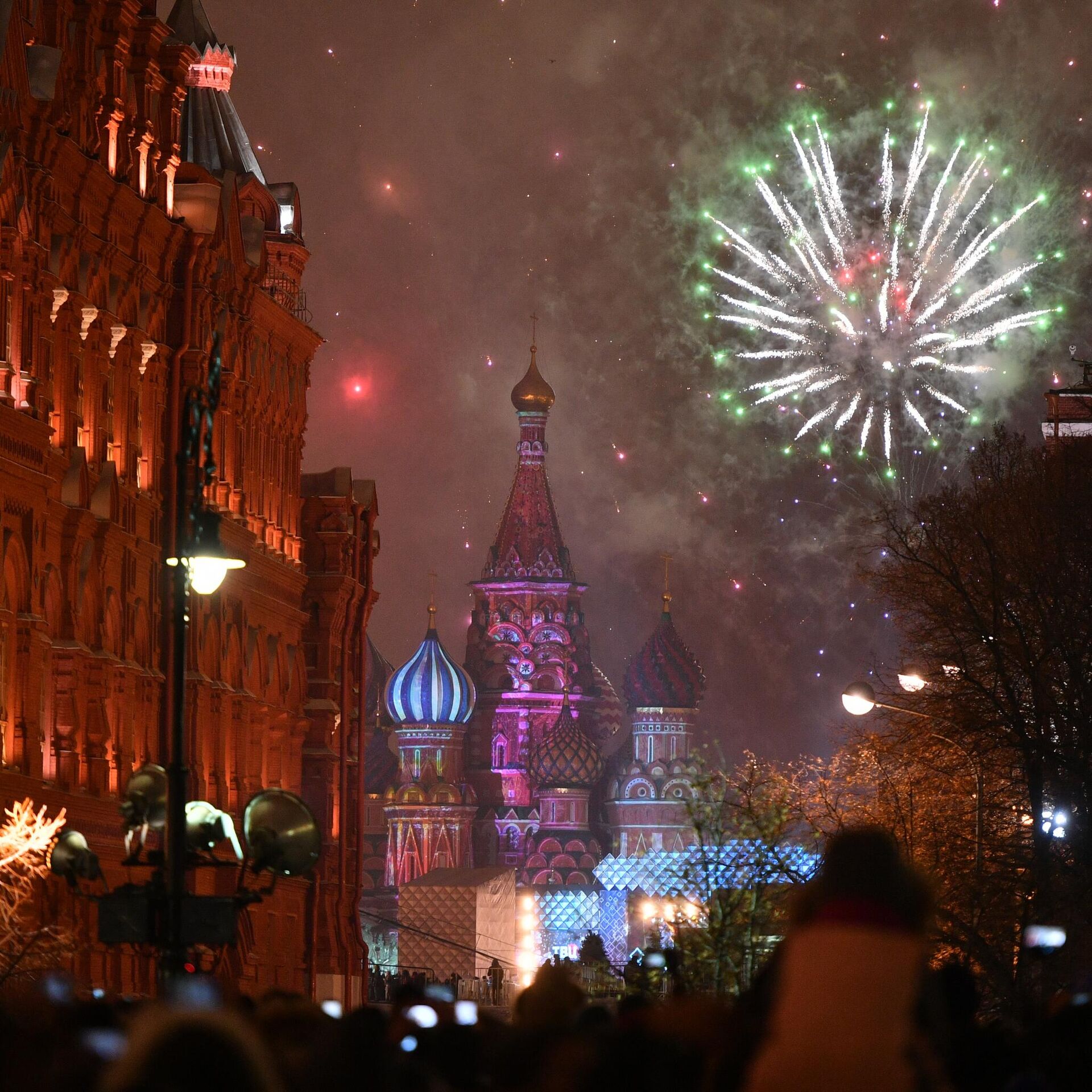 Веселый новый год в москве. Новогодняя Москва. Новый год в Москве. С новым годом Москва. Москва новый год 2023.