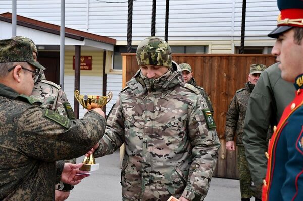 В Минобороны РЮО наградили победителей турнира по мини-футболу среди команд батальона спецназа - Sputnik Южная Осетия