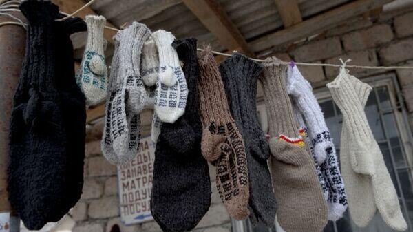 Шерстяные носки и генераторы: благотворительный фонд «Мах ныфс» отправит помощь на фронт  - Sputnik Южная Осетия