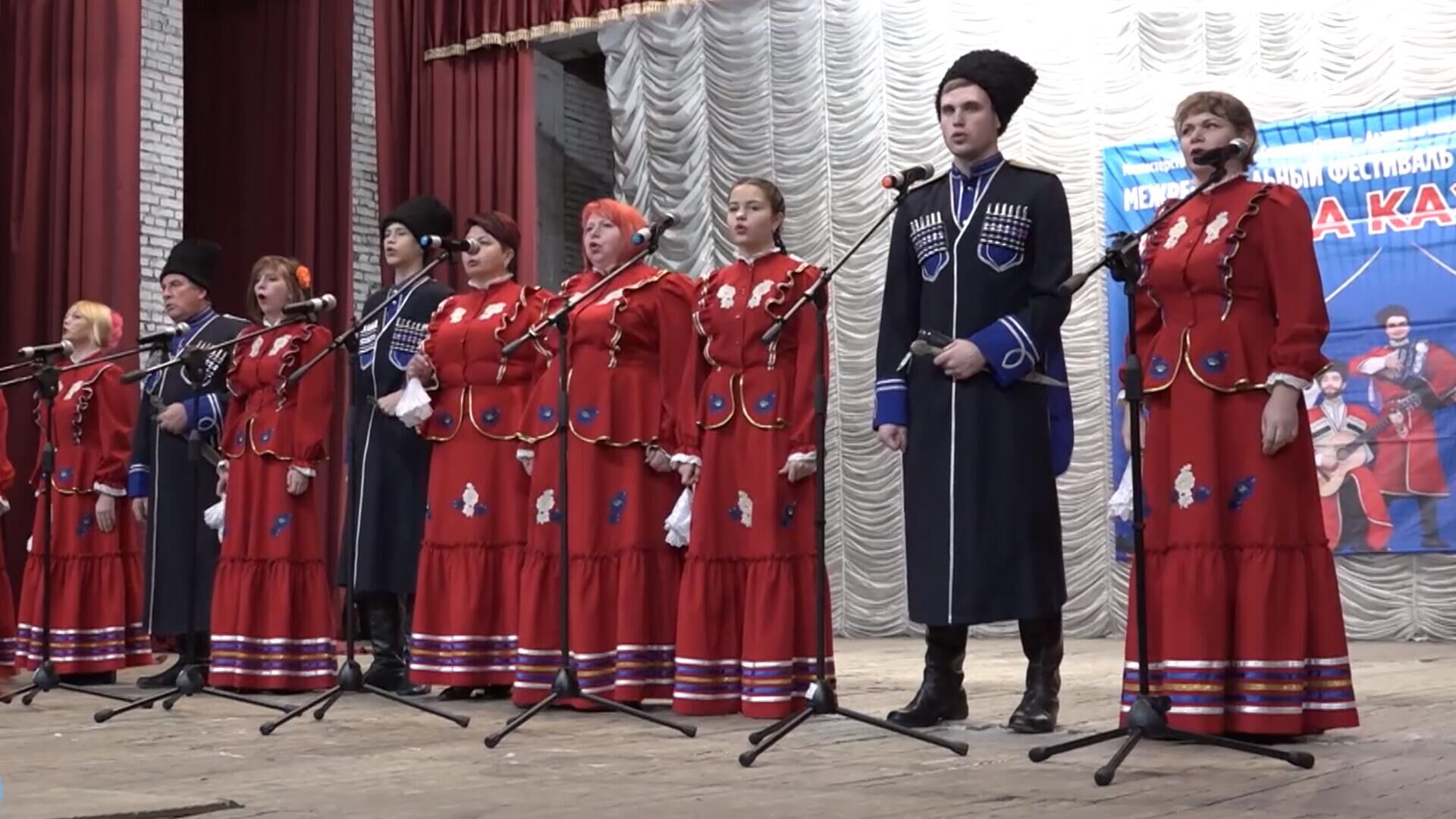 В Ардоне прошел межрегиональный фестиваль Слава казачья - Sputnik Южная Осетия, 1920, 06.12.2022