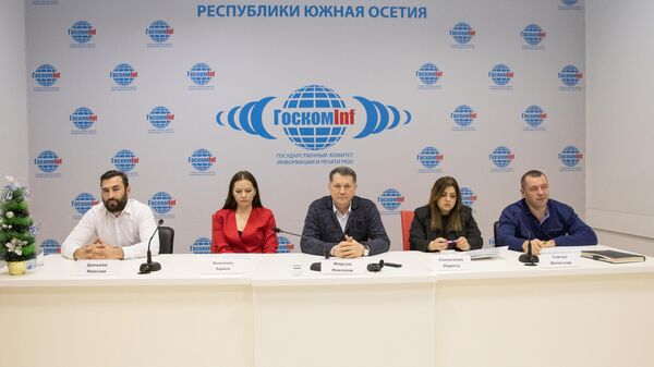Пресс-конференция с представителями компании Мегафон Южная Осетия - Sputnik Южная Осетия
