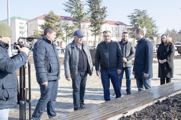 Президент Южной Осетии проинспектировал объекты Инвестпрограммы - Sputnik Южная Осетия