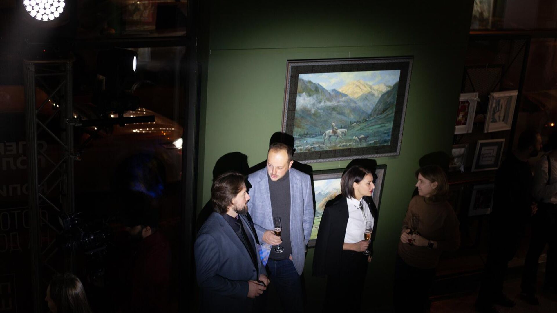 Во Владикавказе открылась первая частная художественная галерея TGallery - Sputnik Южная Осетия, 1920, 27.12.2022