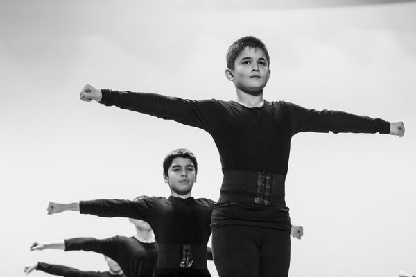 Открытый урок хореографической школы-студии при Минкультуры РЮО - Sputnik Южная Осетия