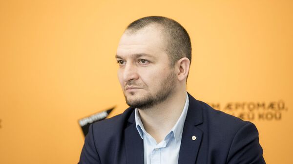 Связующее звено народа и власти: эксперт о политических партиях - Sputnik Южная Осетия