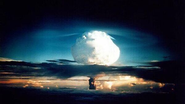 День принципиальной важности: Петросян о заявлении СССР о наличии водородной бомбы  - Sputnik Южная Осетия