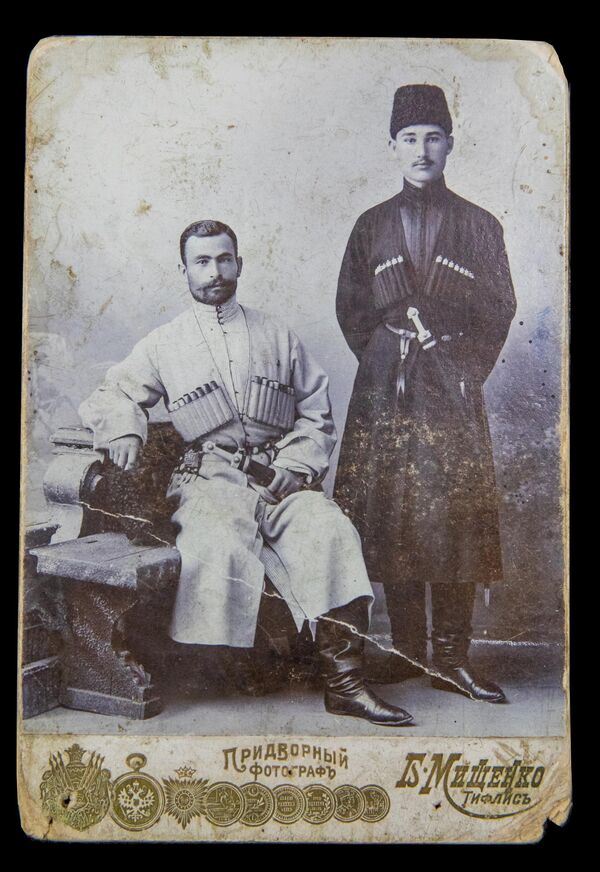 Рутен с дядей по отцу (снимок 1903 год, Тифлис) - Sputnik Южная Осетия