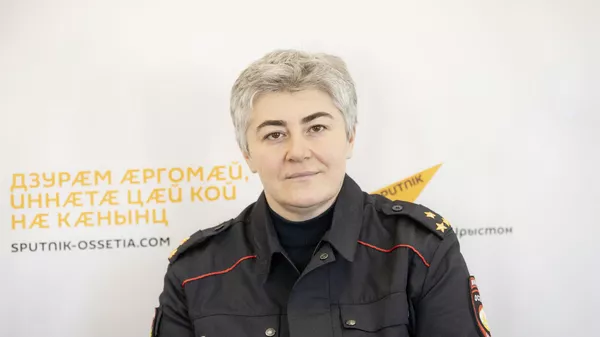 Ситуации бывают разные: Гатаева о социально-неблагополучных семьях - Sputnik Южная Осетия