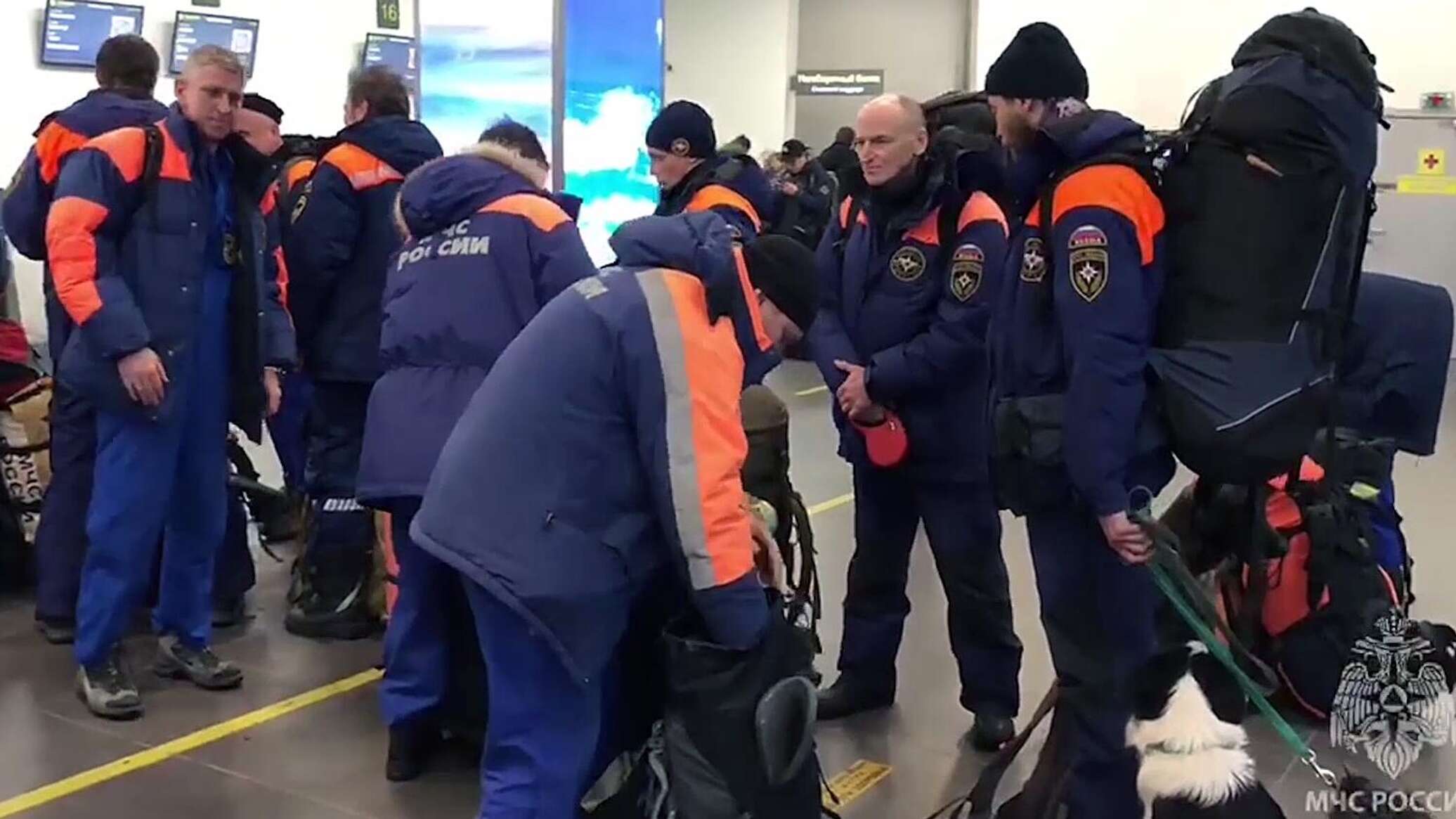 Спасатели мчс россии