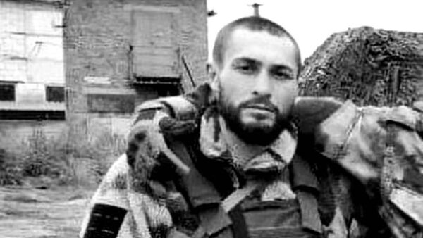 В Цхинвале простились с добровольцем Аланом Джиоевым, погибшим в зоне проведения СВО - Sputnik Южная Осетия
