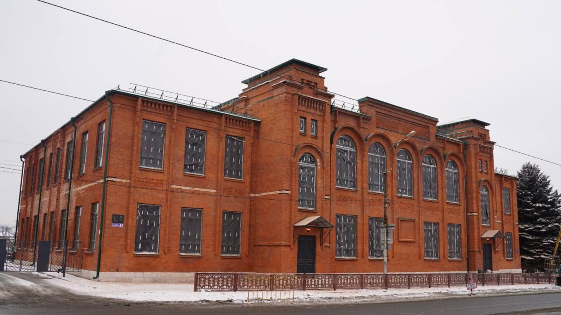 Во Владикавказе завершаются строительные работы в 11-й школе - Sputnik Южная Осетия, 1920, 17.02.2023