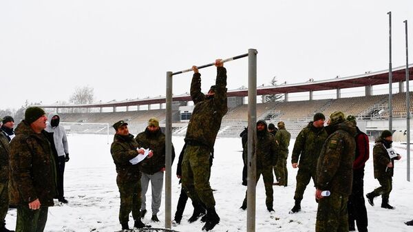 По итогам командирской подготовки с офицерами министерства обороны проводятся контрольные занятия - Sputnik Южная Осетия